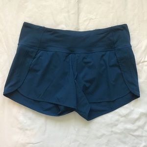 Lululemon Run Times shorts 6 blue